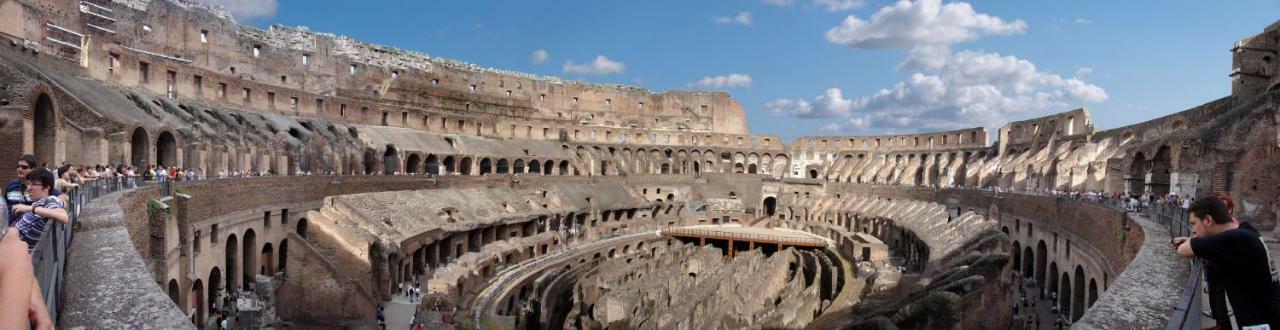 Roma Central Studio المظهر الخارجي الصورة